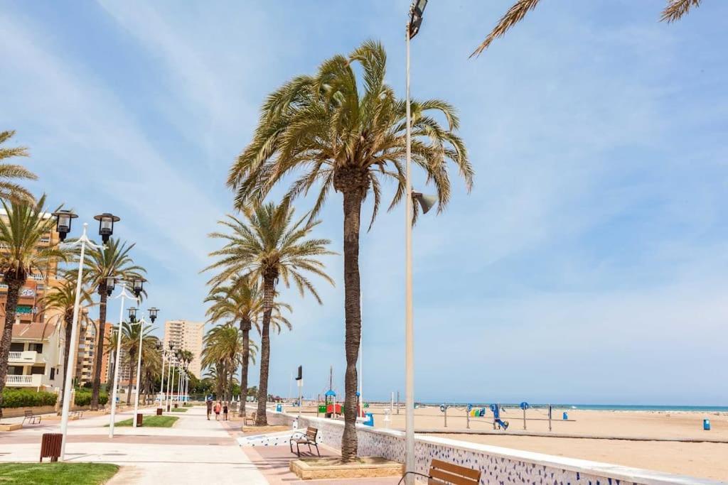 Fantastico Apartamento Junto Al Mar Valencia Luaran gambar