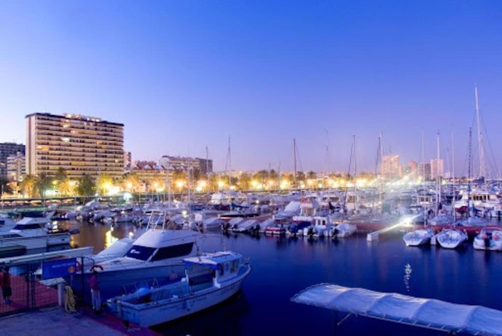 Fantastico Apartamento Junto Al Mar Valencia Luaran gambar